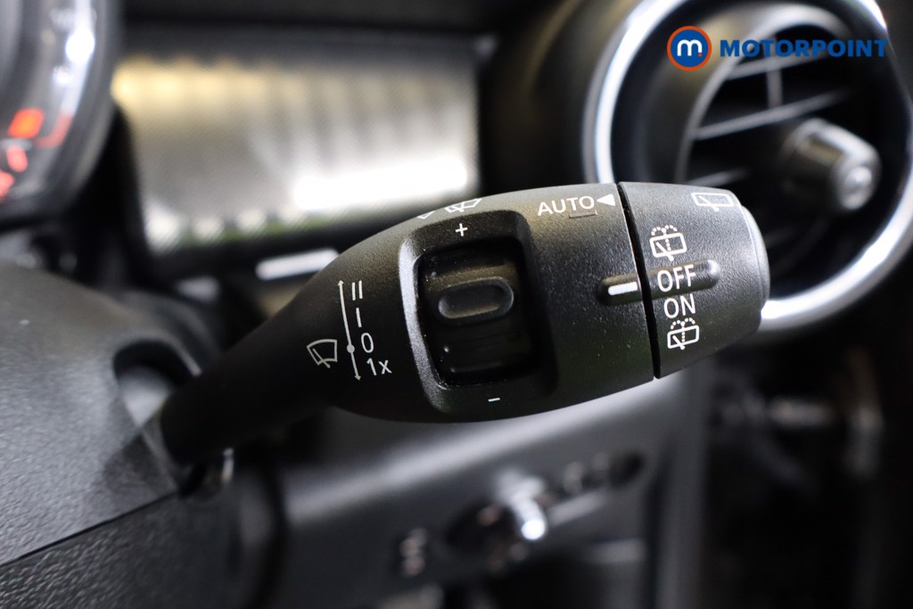 Mini Hatchback Cooper S Exclusive Manual Petrol Hatchback - Stock Number (1571576) - 16th supplementary image