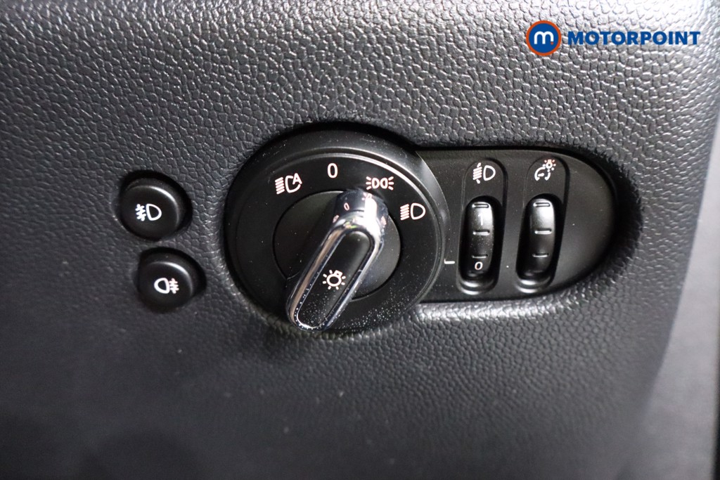 Mini Hatchback Cooper S Exclusive Manual Petrol Hatchback - Stock Number (1571576) - 17th supplementary image