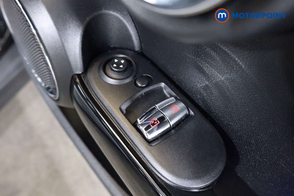 Mini Hatchback Cooper S Exclusive Manual Petrol Hatchback - Stock Number (1571576) - 18th supplementary image