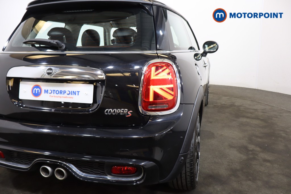 Mini Hatchback Cooper S Exclusive Manual Petrol Hatchback - Stock Number (1571576) - 30th supplementary image