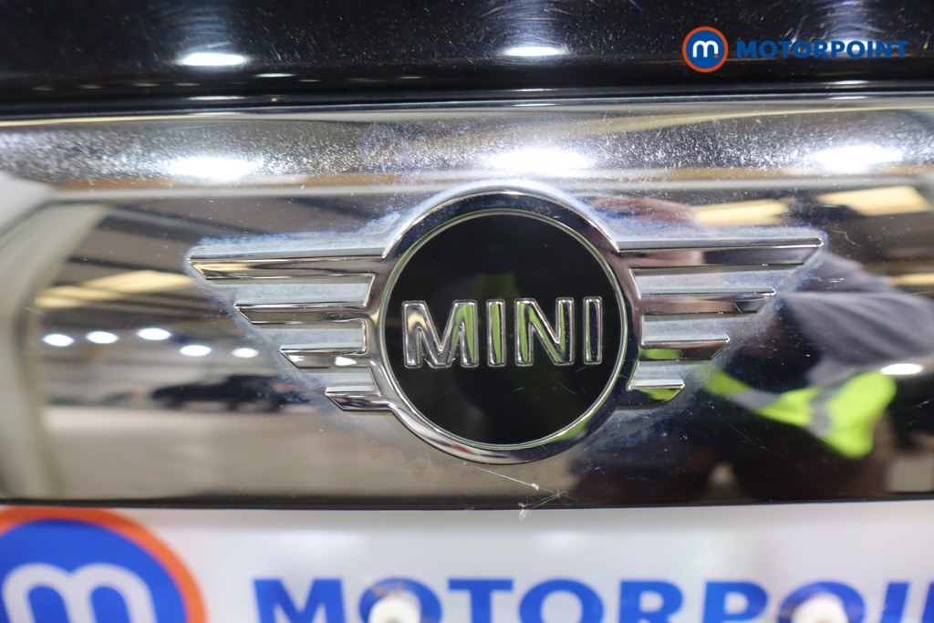Mini Hatchback Cooper S Exclusive Manual Petrol Hatchback - Stock Number (1571576) - 32nd supplementary image