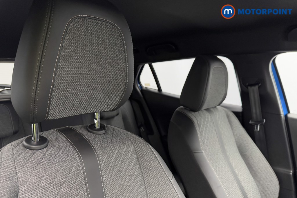 Peugeot 2008 Allure Manual Petrol SUV - Stock Number (1571588) - 19th supplementary image