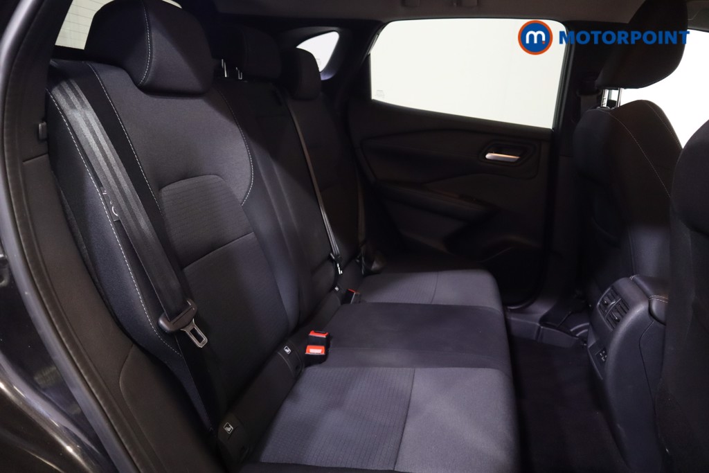 Nissan Qashqai N-Connecta Manual Petrol SUV - Stock Number (1572409) - 23rd supplementary image
