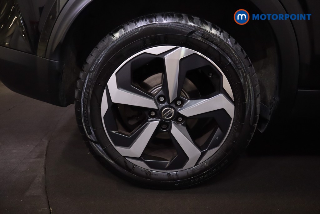 Nissan Qashqai N-Connecta Manual Petrol SUV - Stock Number (1572409) - 28th supplementary image