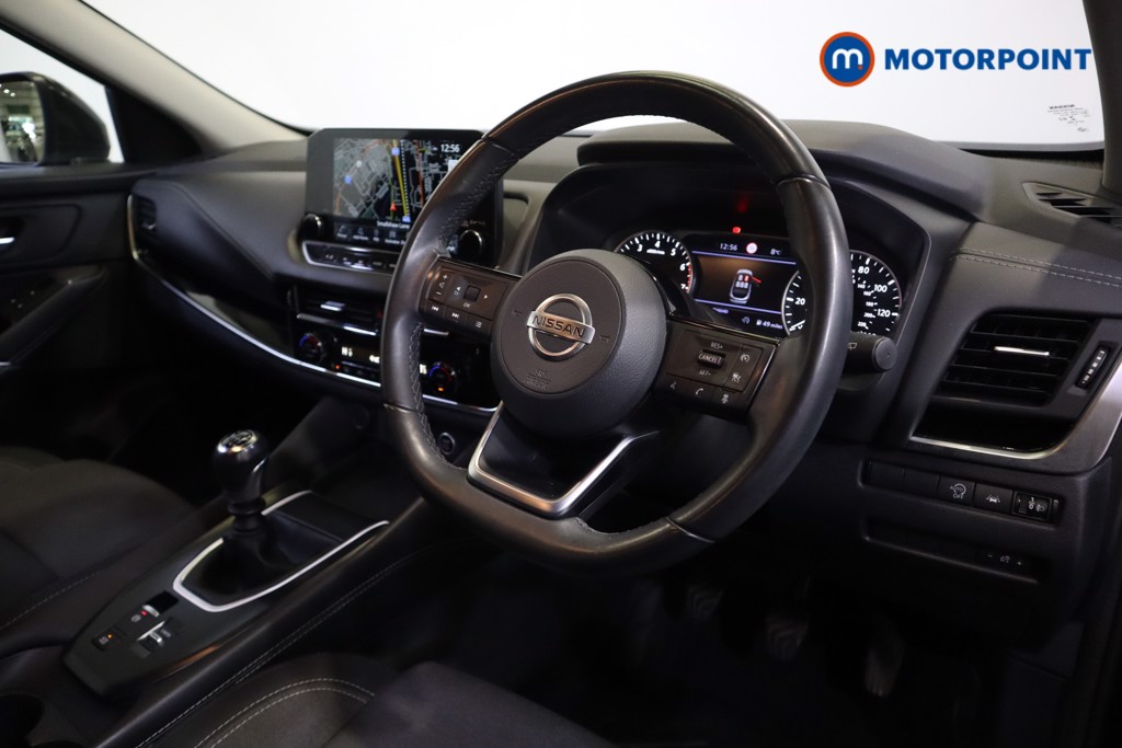 Nissan Qashqai N-Connecta Manual Petrol SUV - Stock Number (1572409) - 1st supplementary image