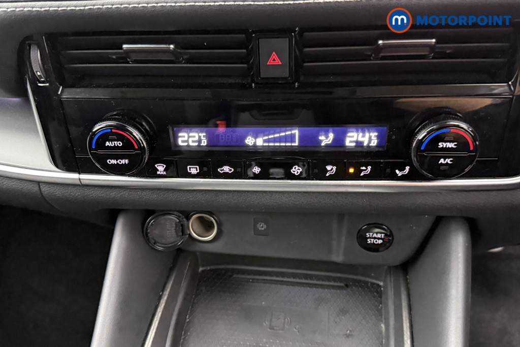 Nissan Qashqai N-Connecta Automatic Petrol-Electric Hybrid SUV - Stock Number (1572557) - 10th supplementary image
