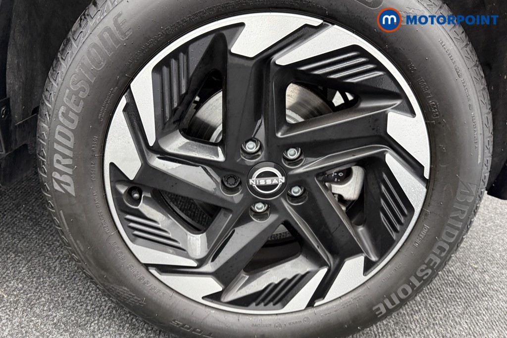 Nissan Qashqai N-Connecta Automatic Petrol-Electric Hybrid SUV - Stock Number (1572557) - 31st supplementary image