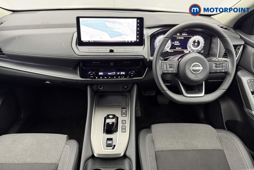 Nissan Qashqai N-Connecta Automatic Petrol-Electric Hybrid SUV - Stock Number (1572557) - 1st supplementary image