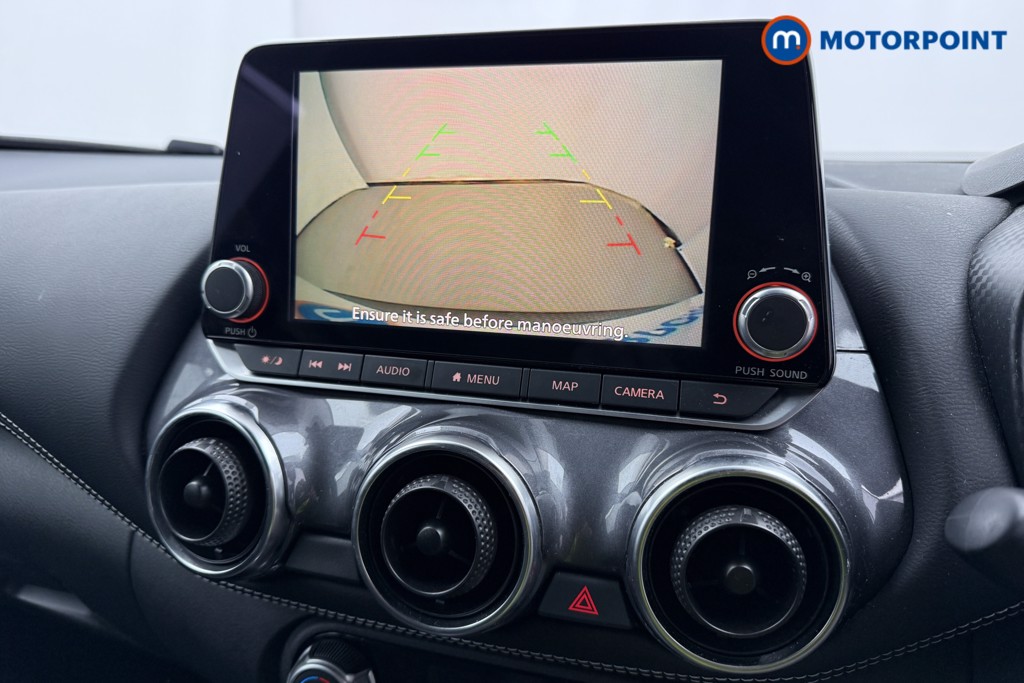 Nissan Juke N-Connecta Automatic Petrol SUV - Stock Number (1572650) - 9th supplementary image