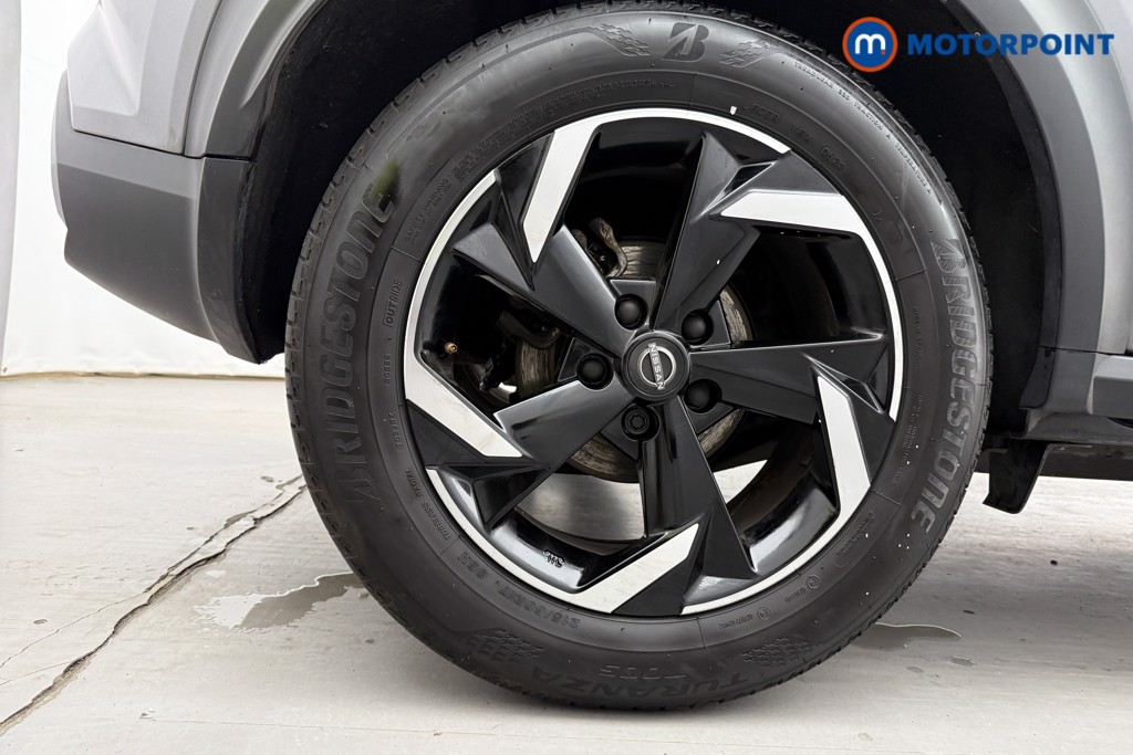 Nissan Juke N-Connecta Automatic Petrol SUV - Stock Number (1572650) - 28th supplementary image