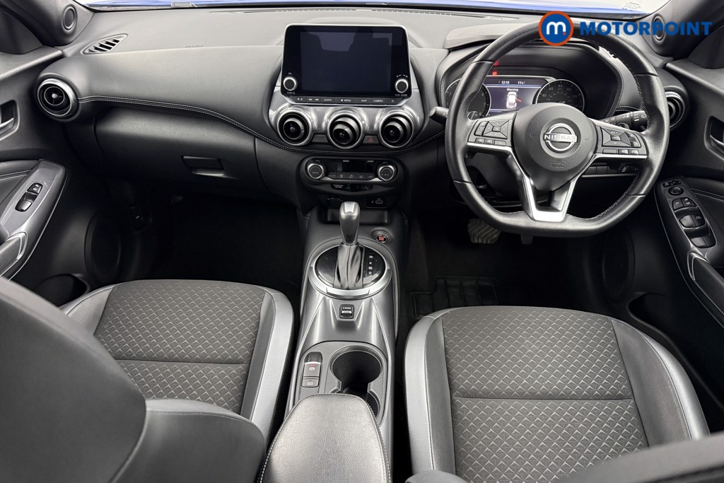 Nissan Juke N-Connecta Automatic Petrol SUV - Stock Number (1572655) - 2nd supplementary image