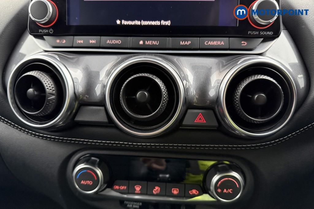Nissan Juke N-Connecta Automatic Petrol SUV - Stock Number (1572655) - 11th supplementary image