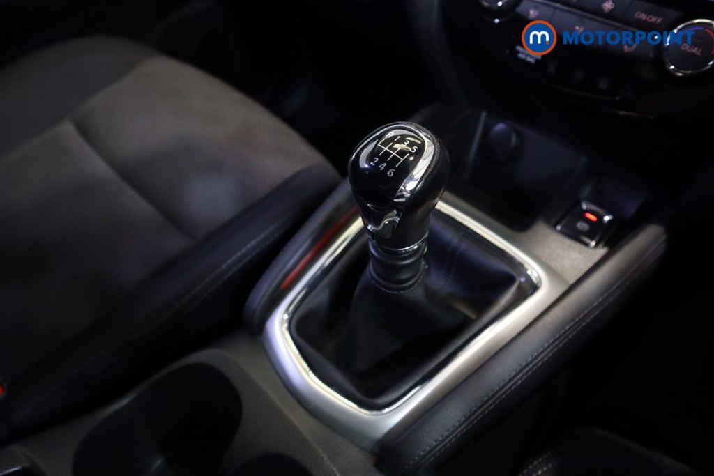 Nissan Qashqai N-Tec-Plus Manual Petrol SUV - Stock Number (1573012) - 19th supplementary image