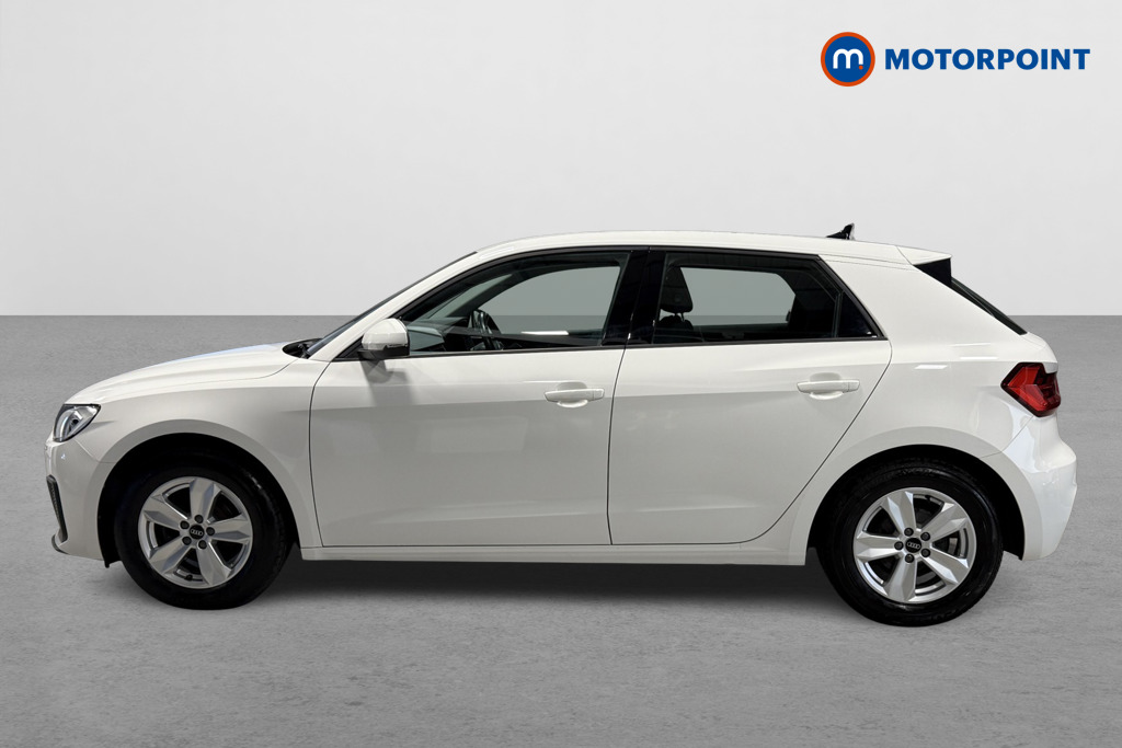 Audi A1 Technik Manual Petrol Hatchback - Stock Number (1573981) - Passenger side