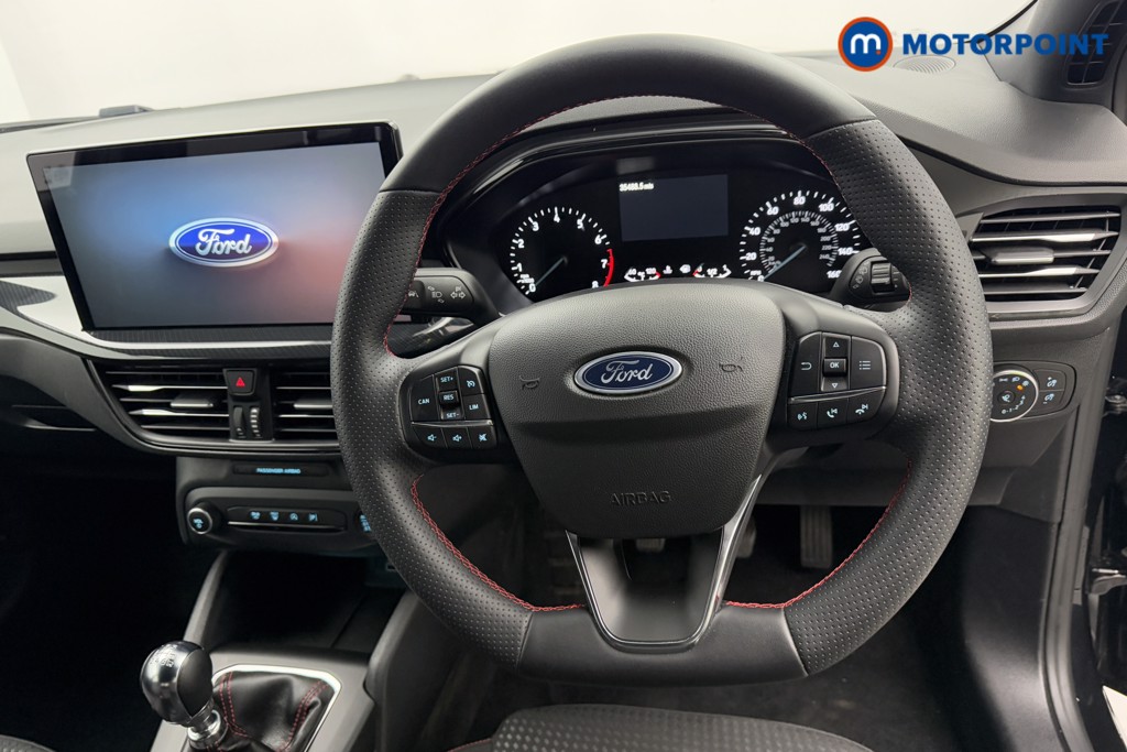 Ford Focus St-Line Manual Petrol Hatchback - Stock Number (1573982) - 2nd supplementary image
