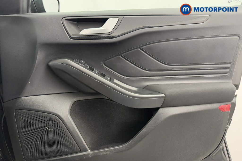 Ford Focus St-Line Manual Petrol Hatchback - Stock Number (1573982) - 17th supplementary image
