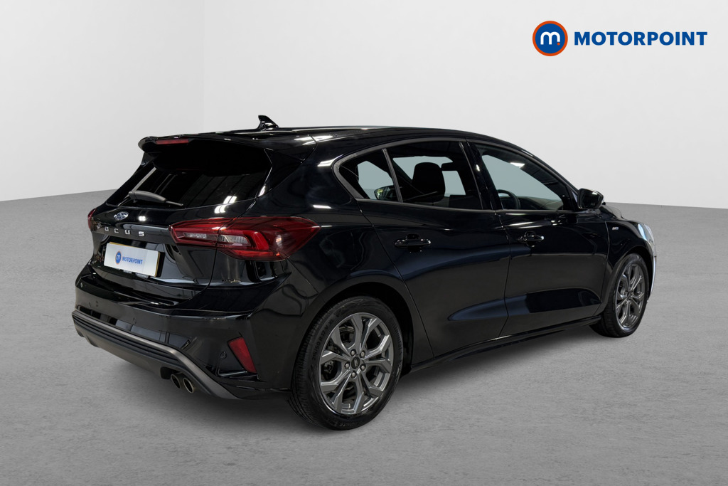 Ford Focus St-Line Manual Petrol Hatchback - Stock Number (1573982) - Drivers side rear corner