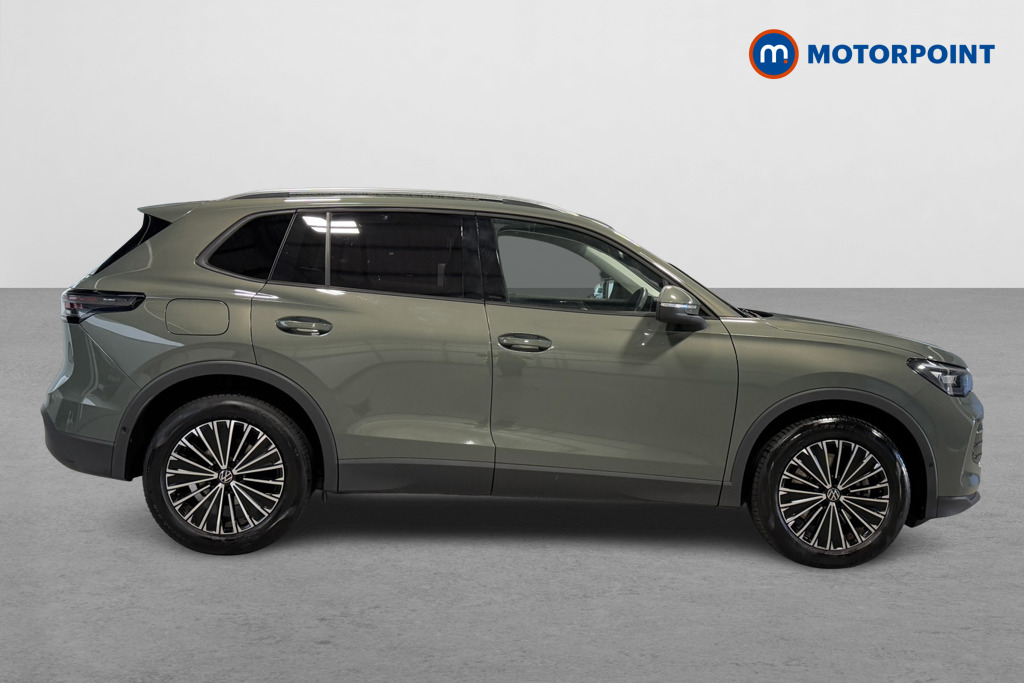 Volkswagen Tiguan Match Automatic Diesel SUV - Stock Number (1573983) - Drivers side