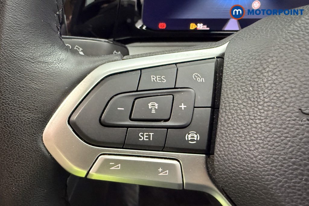 Volkswagen Golf Life Manual Petrol Hatchback - Stock Number (1574038) - 4th supplementary image