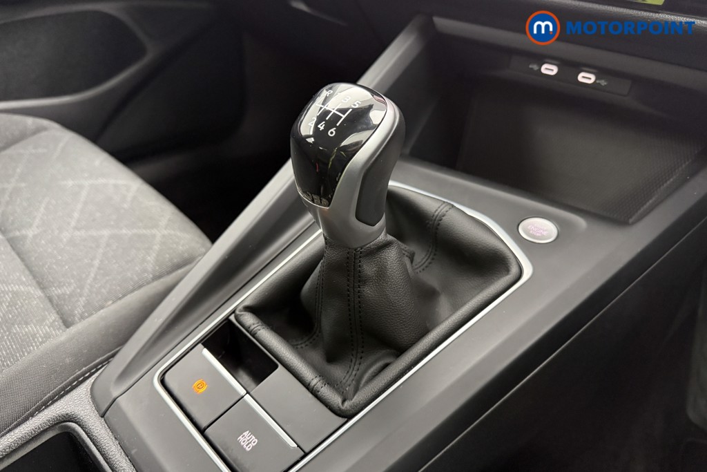 Volkswagen Golf Life Manual Petrol Hatchback - Stock Number (1574038) - 16th supplementary image