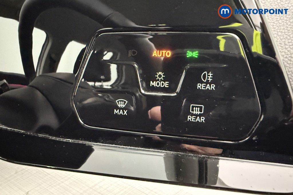 Volkswagen Golf Life Manual Petrol Hatchback - Stock Number (1574038) - 19th supplementary image