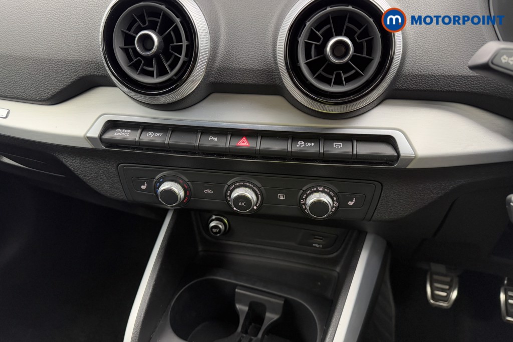 Audi Q2 Black Edition Manual Petrol SUV - Stock Number (1574044) - 13th supplementary image