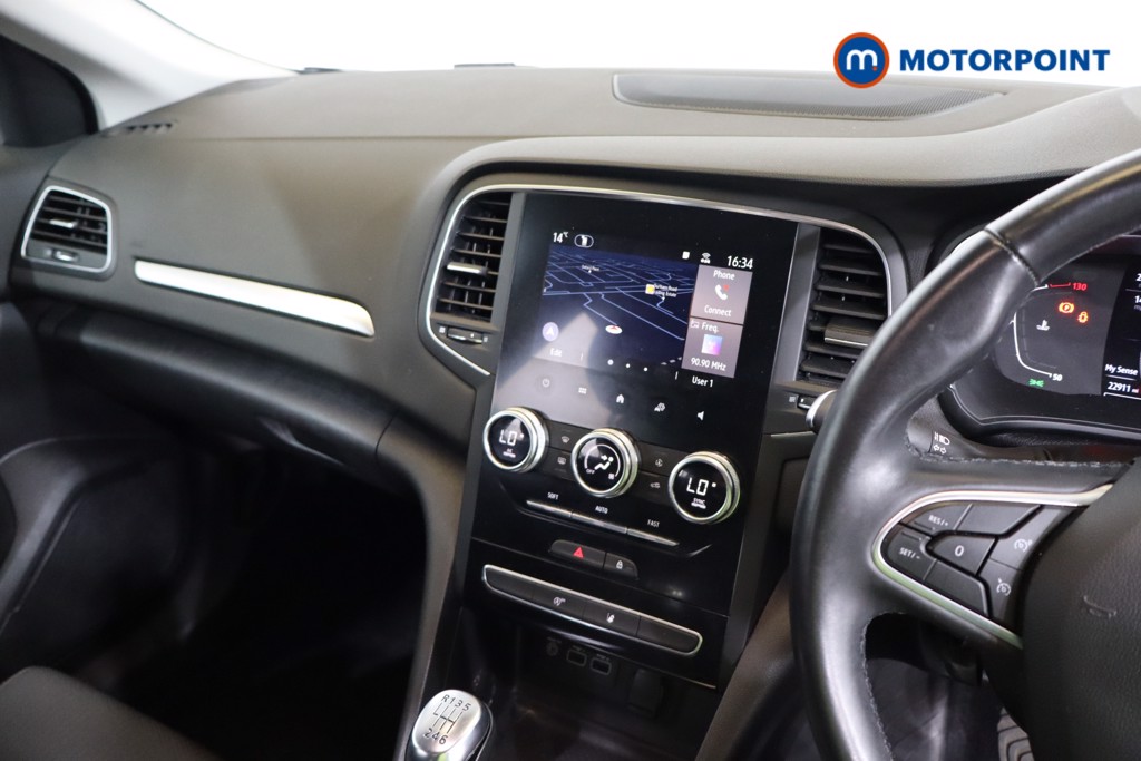 Renault Megane Iconic Manual Petrol Estate - Stock Number (1574325) - 3rd supplementary image