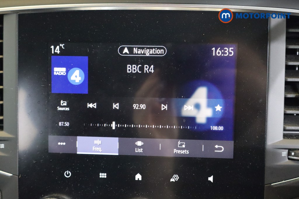 Renault Megane Iconic Manual Petrol Estate - Stock Number (1574325) - 7th supplementary image