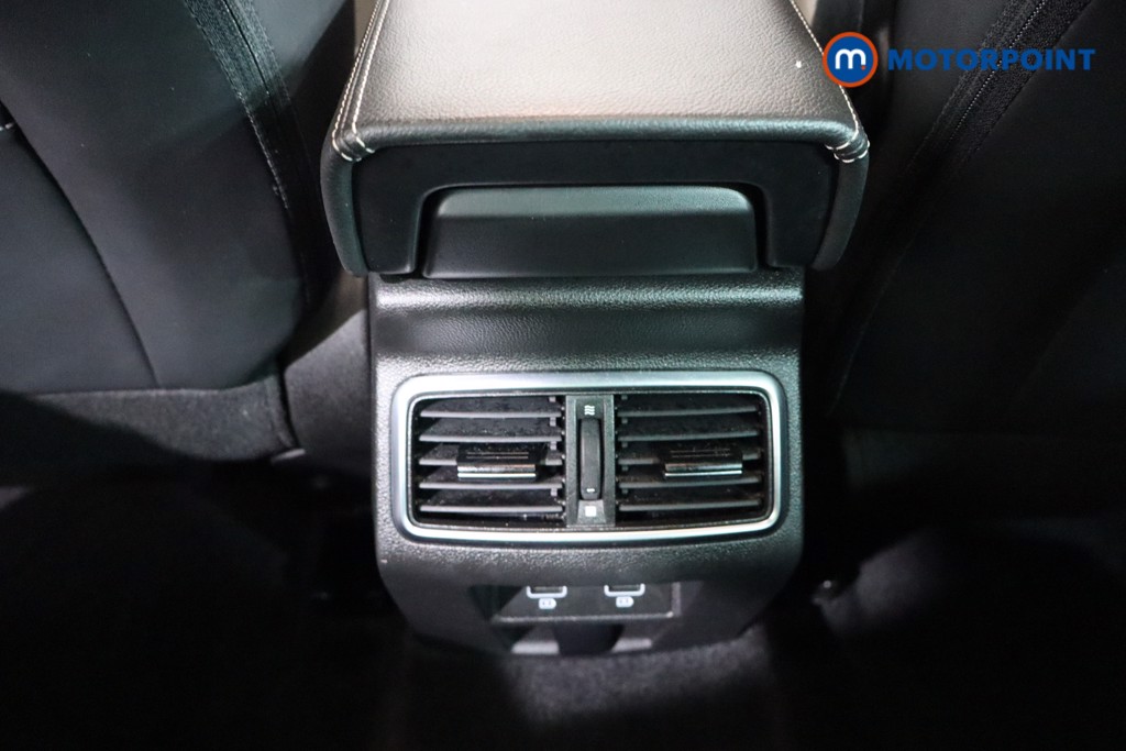 Renault Megane Iconic Manual Petrol Estate - Stock Number (1574325) - 20th supplementary image