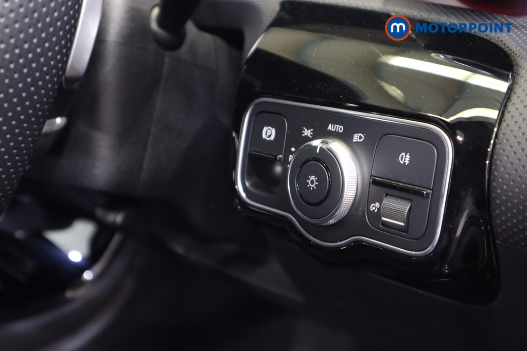 Mercedes-Benz CLA Amg Line Automatic Petrol Coupe - Stock Number (1574816) - 7th supplementary image