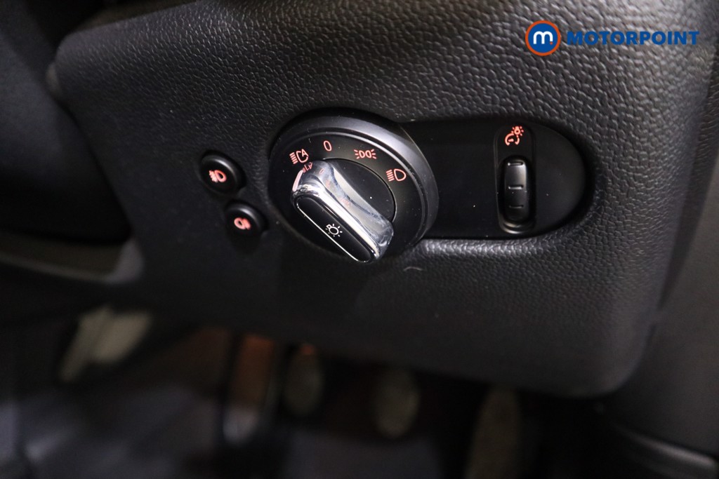 Mini Convertible Cooper Manual Petrol Convertible - Stock Number (1575129) - 1st supplementary image