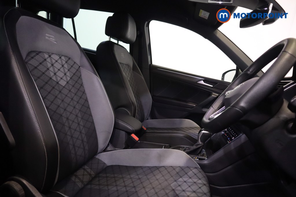 Volkswagen Tiguan R-Line Automatic Petrol SUV - Stock Number (1575133) - 6th supplementary image
