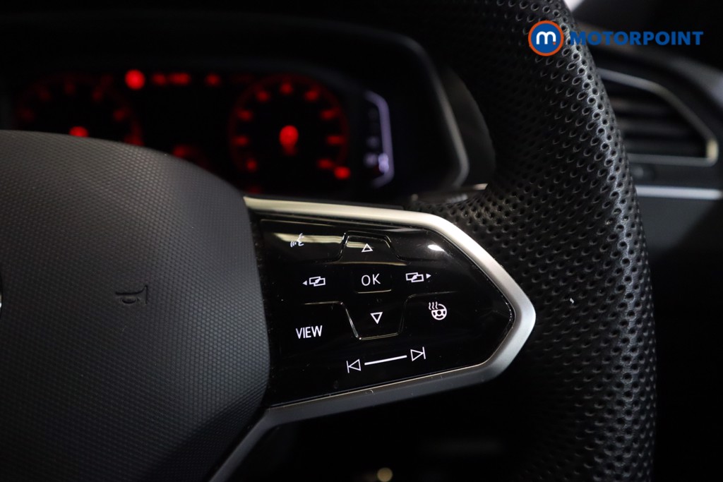 Volkswagen Tiguan R-Line Automatic Petrol SUV - Stock Number (1575133) - 11th supplementary image
