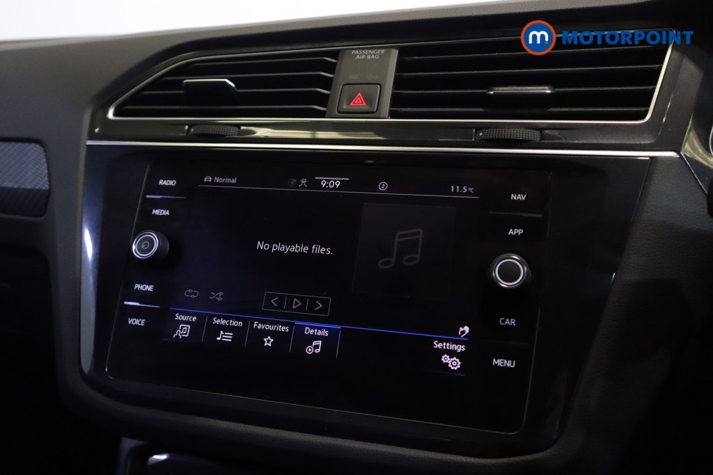 Volkswagen Tiguan R-Line Automatic Petrol SUV - Stock Number (1575133) - 14th supplementary image