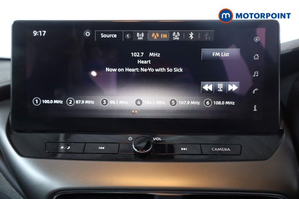 Nissan Juke Acenta Premium Automatic Petrol SUV - Stock Number (1575556) - 2nd supplementary image