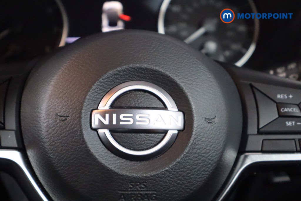 Nissan Juke Acenta Premium Automatic Petrol SUV - Stock Number (1575556) - 17th supplementary image