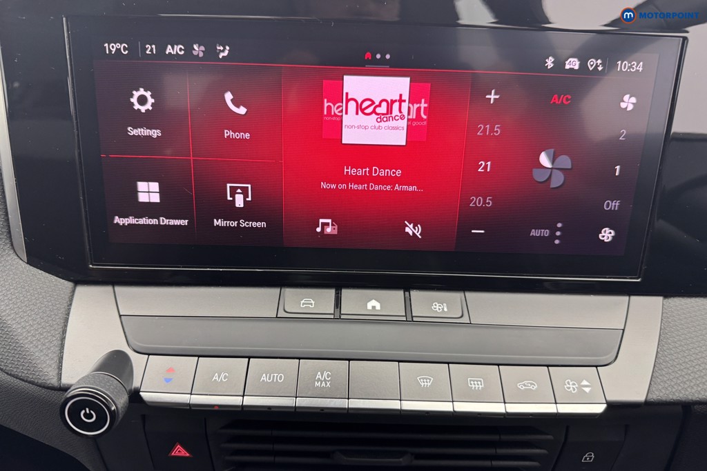 Vauxhall Astra Design Manual Petrol Hatchback - Stock Number (1575793) - 2nd supplementary image