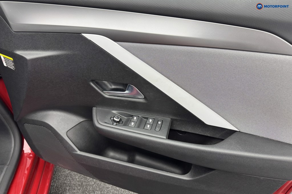 Vauxhall Astra Design Manual Petrol Hatchback - Stock Number (1575793) - 22nd supplementary image