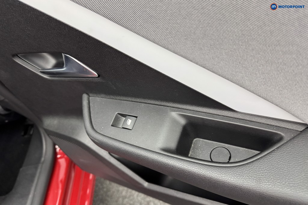 Vauxhall Astra Design Manual Petrol Hatchback - Stock Number (1575793) - 25th supplementary image