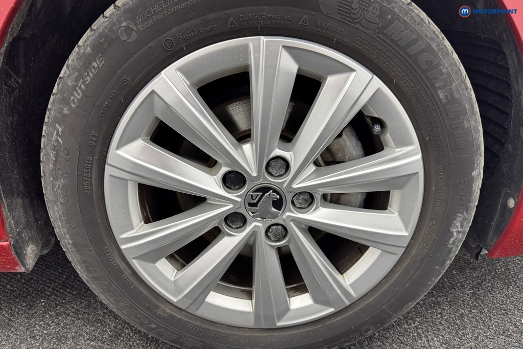 Vauxhall Astra Design Manual Petrol Hatchback - Stock Number (1575793) - 33rd supplementary image