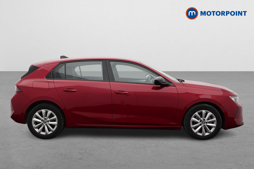 Vauxhall Astra Design Manual Petrol Hatchback - Stock Number (1575793) - Drivers side