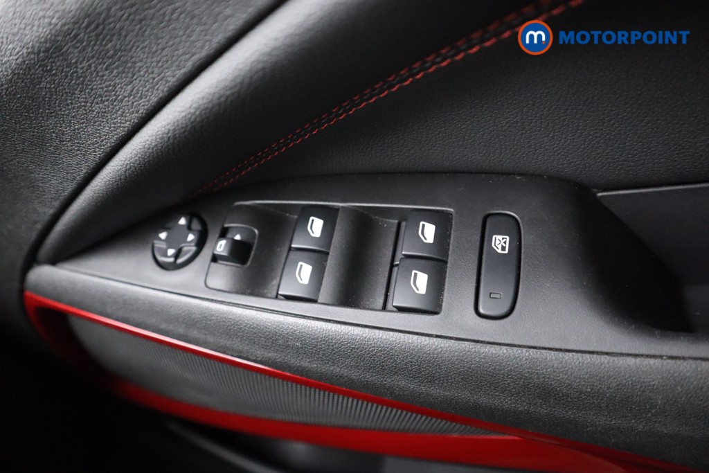 Vauxhall Crossland GS Manual Petrol SUV - Stock Number (1575911) - 9th supplementary image