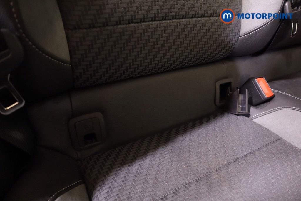 Volkswagen T-Roc R-Line Automatic Petrol SUV - Stock Number (1575970) - 27th supplementary image