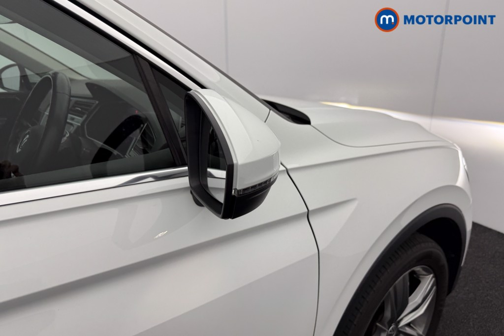 Volkswagen Tiguan SEL Automatic Petrol SUV - Stock Number (1576107) - 18th supplementary image