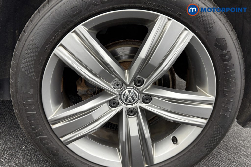 Volkswagen Tiguan SEL Automatic Petrol SUV - Stock Number (1576107) - 32nd supplementary image