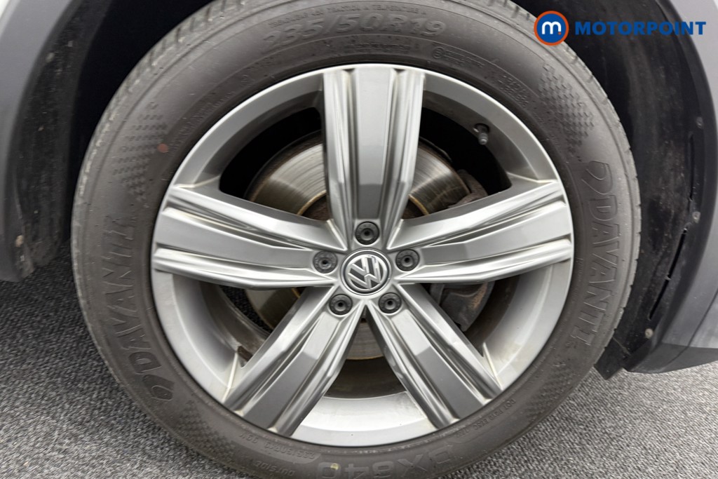 Volkswagen Tiguan SEL Automatic Petrol SUV - Stock Number (1576107) - 34th supplementary image