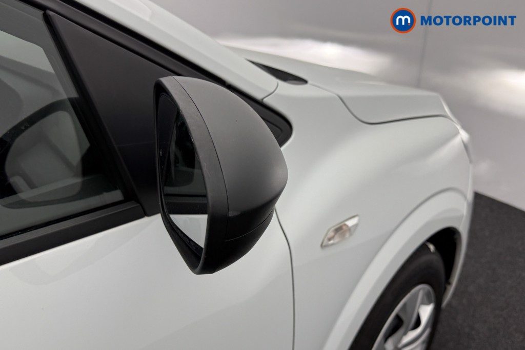 Dacia Sandero Essential Manual Petrol Hatchback - Stock Number (1576281) - 13th supplementary image