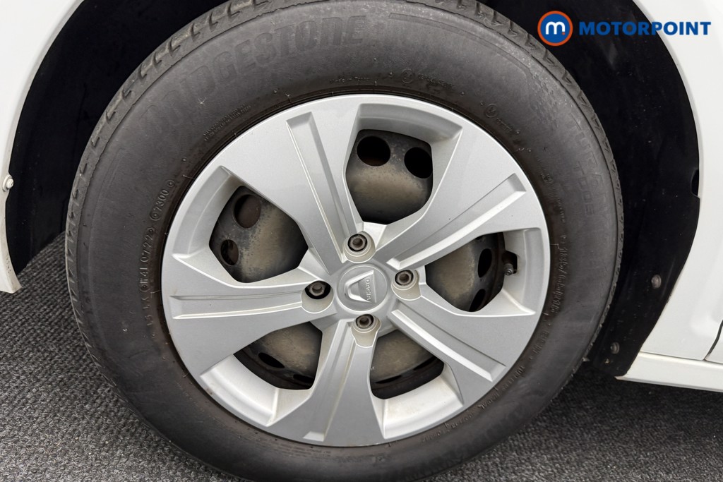 Dacia Sandero Essential Manual Petrol Hatchback - Stock Number (1576281) - 22nd supplementary image