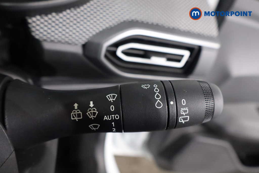 Dacia Sandero Expression Manual Petrol Hatchback - Stock Number (1576600) - 18th supplementary image