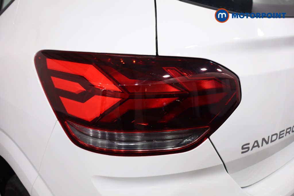Dacia Sandero Expression Manual Petrol Hatchback - Stock Number (1576600) - 32nd supplementary image